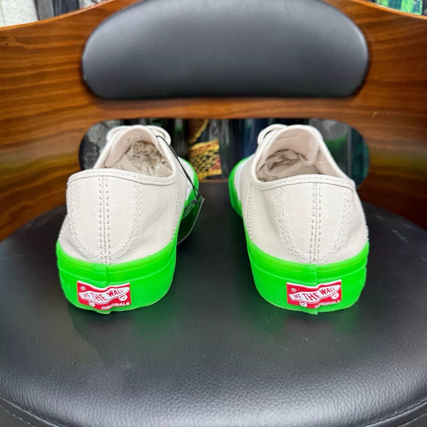 Vans Vans Retro Green Lowtop Sneakers 43 Men Size US 10 / EU 43 - 3 Thumbnail