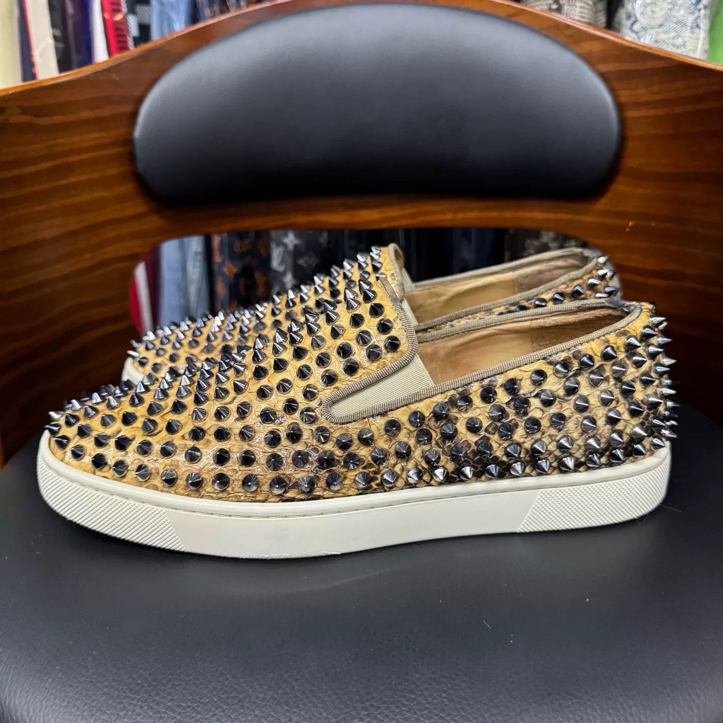 Christian Louboutin Christian Louboutin Animal Print Gold Lowtop Sneakers 40 Men Size US 7.5 / EU 40-41 - 6 Thumbnail