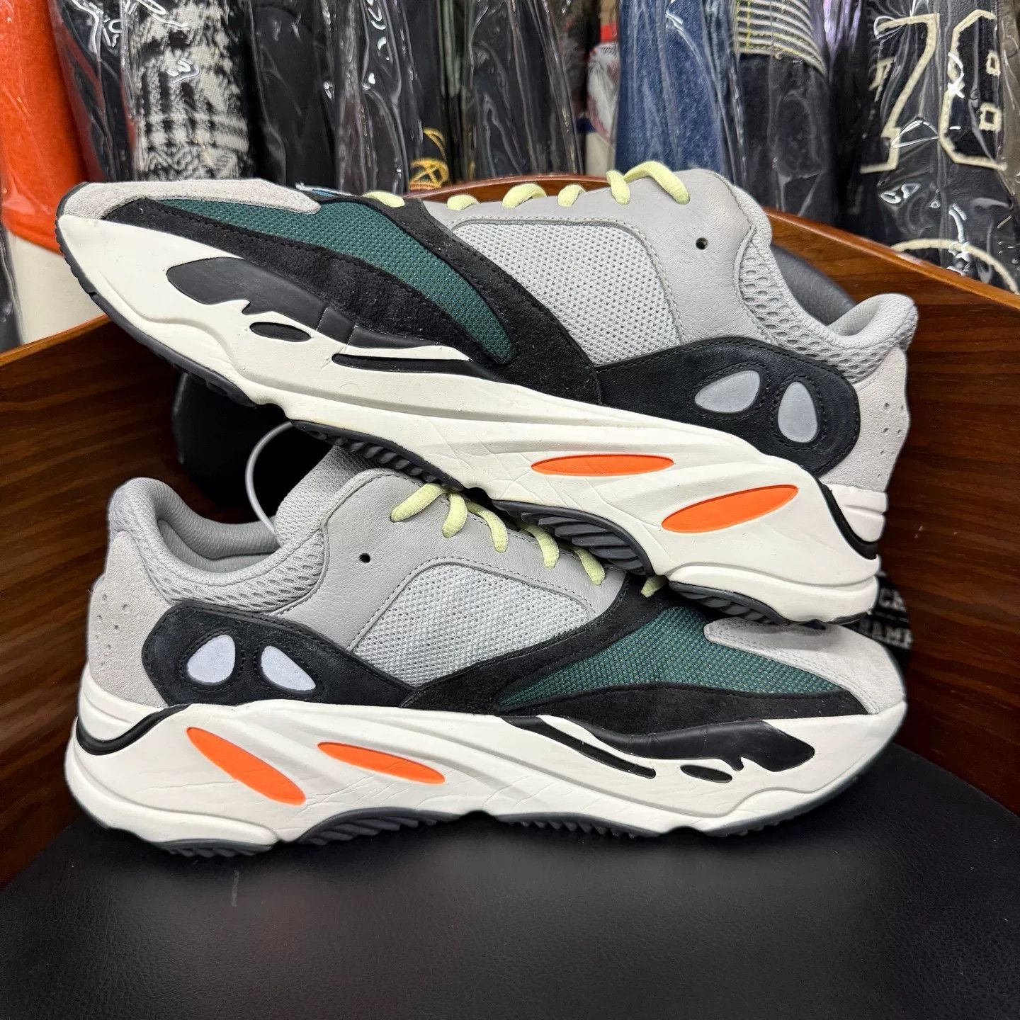 Adidas Adidas YEEZY700 Lowtop Sneakers 48 Men Size US 14 / EU 47 - 7 Thumbnail