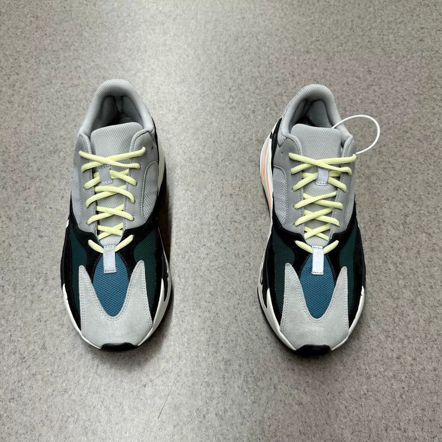 Adidas Adidas YEEZY700 Lowtop Sneakers 48 Men Size US 14 / EU 47 - 5 Thumbnail