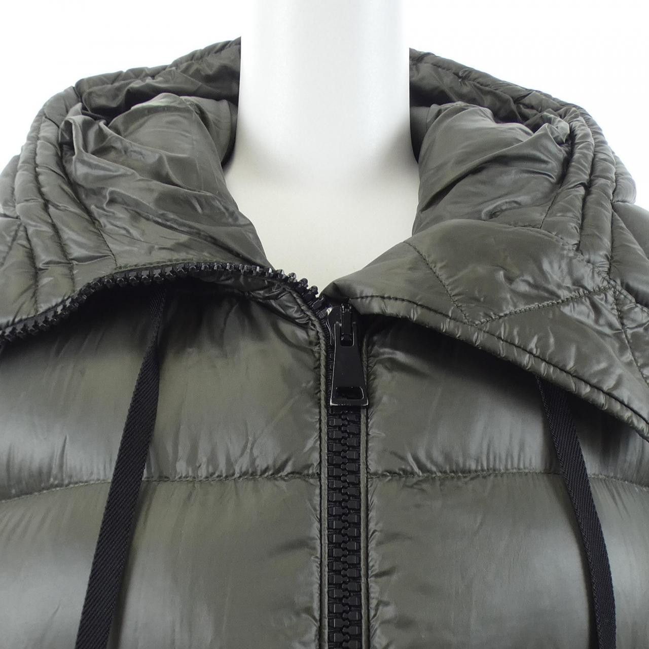Moncler Moncler Moncler SUYEN Down Coat Textile Outerwear SUYEN DUTY FREE for USA Size ONE SIZE - 6 Thumbnail