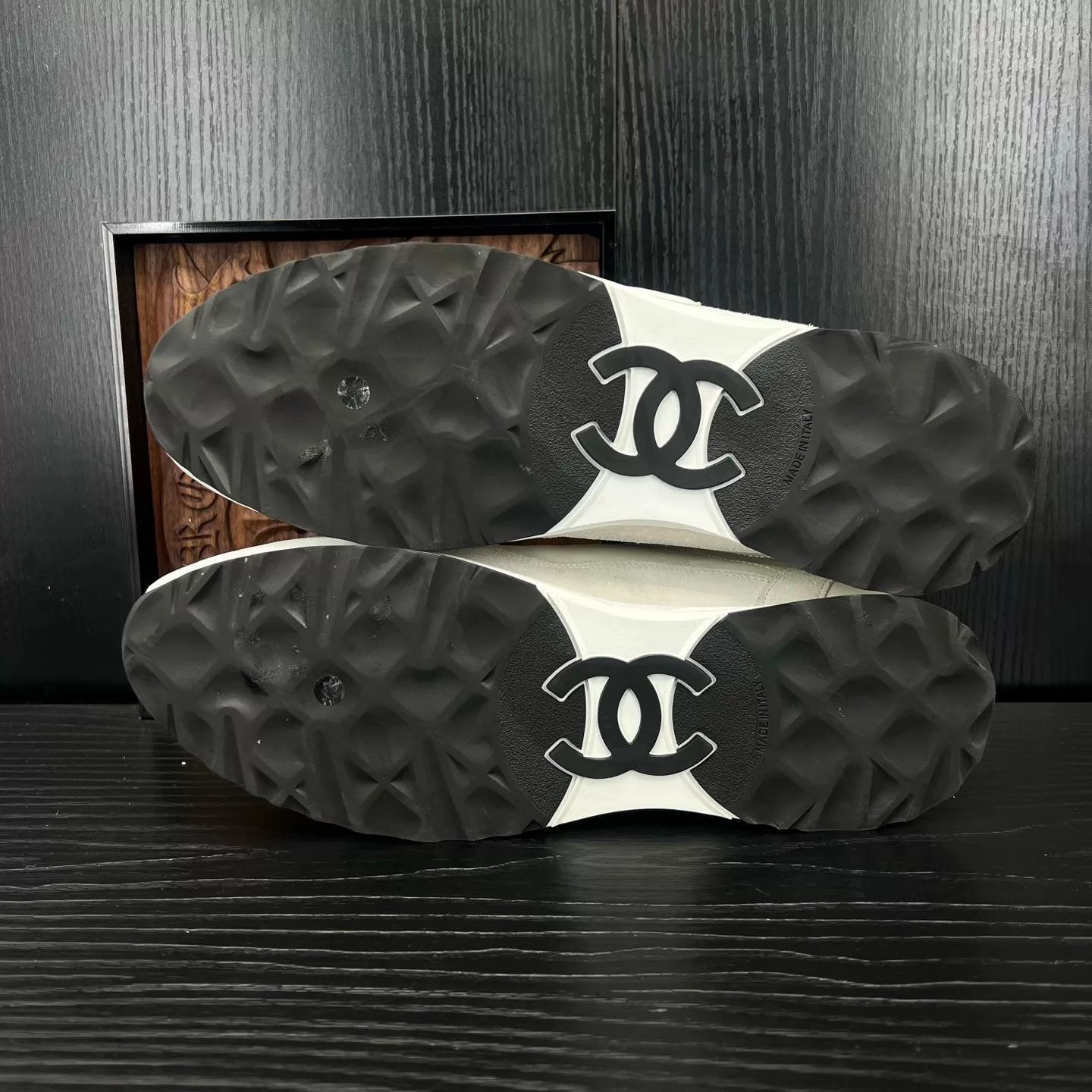 Chanel White Low-Top Sneakers Size 9 Size US 9 / EU 42 - 6 Thumbnail