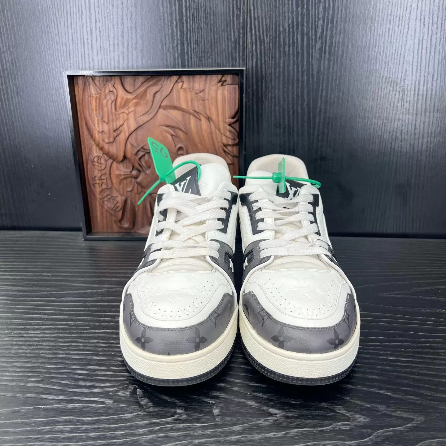 Louis Vuitton Multi Color Low Top Sneakers Size 8.5 Size US 8.5 / EU 41-42 - 4 Thumbnail