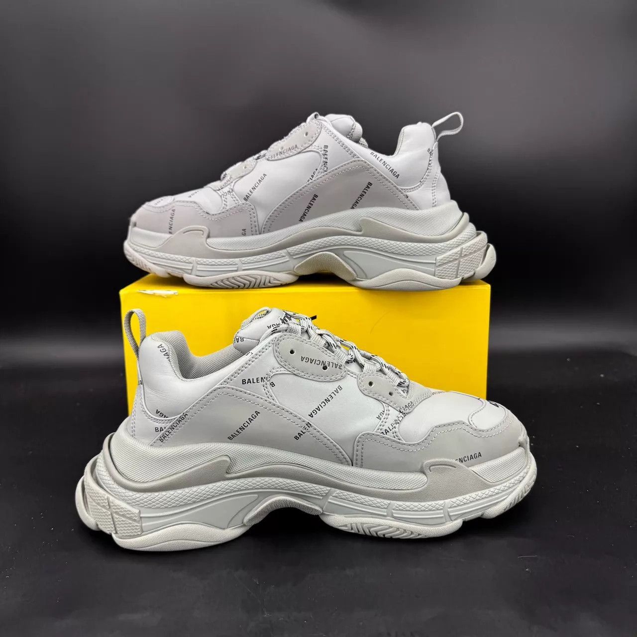 Balenciaga Gray Low-Top Sneakers Size 10 Size US 10 / EU 43 - 2 Thumbnail