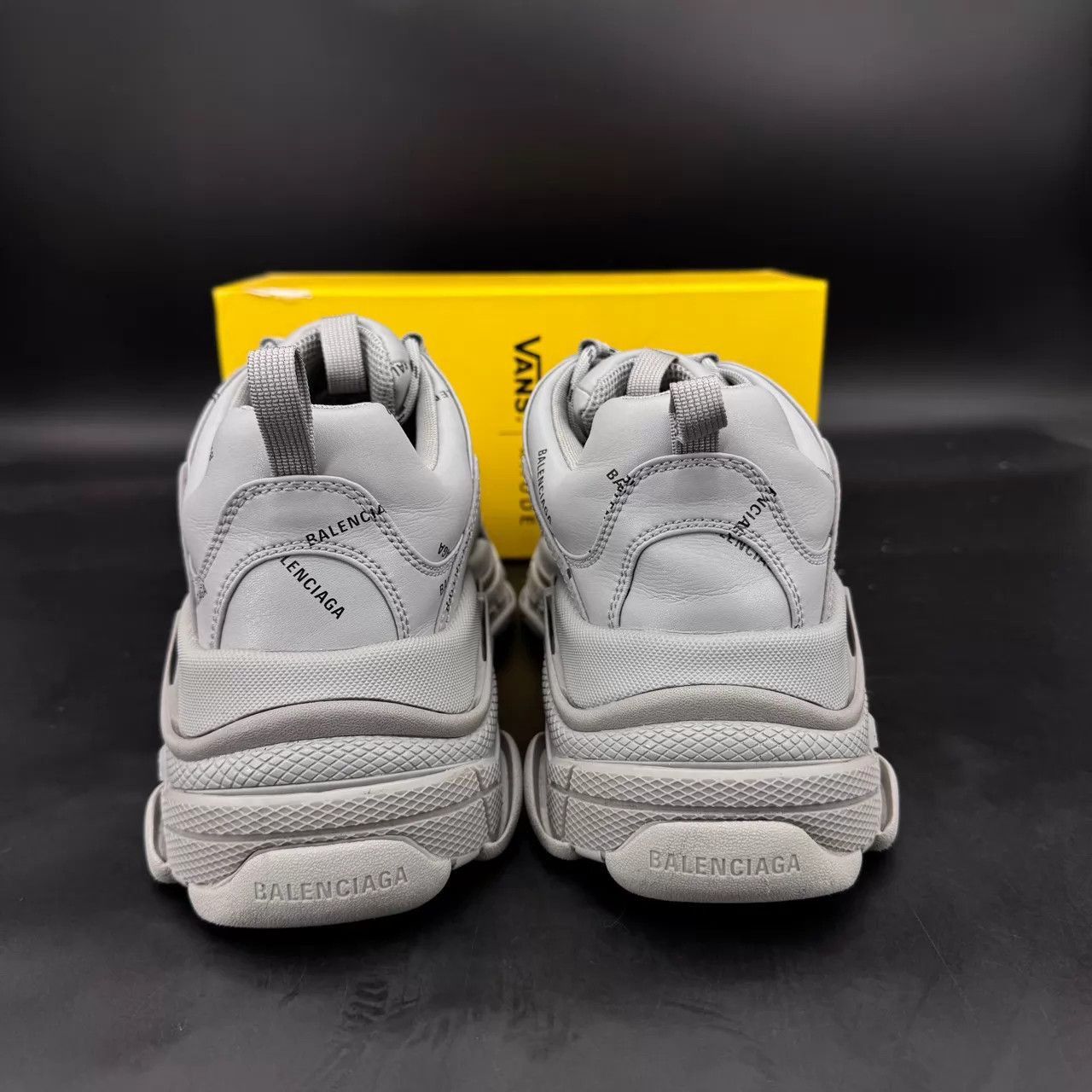 Balenciaga Gray Low-Top Sneakers Size 10 Size US 10 / EU 43 - 6 Thumbnail