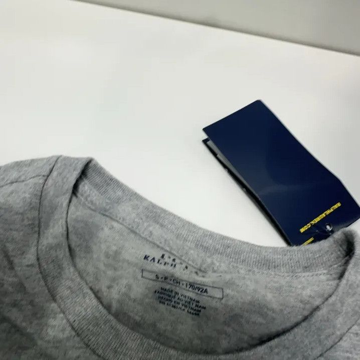 Polo Ralph Lauren Polo Ralph Lauren Gray Solid Casual Crew Neck T-shirt Size US S / EU 44-46 / 1 - 5 Thumbnail