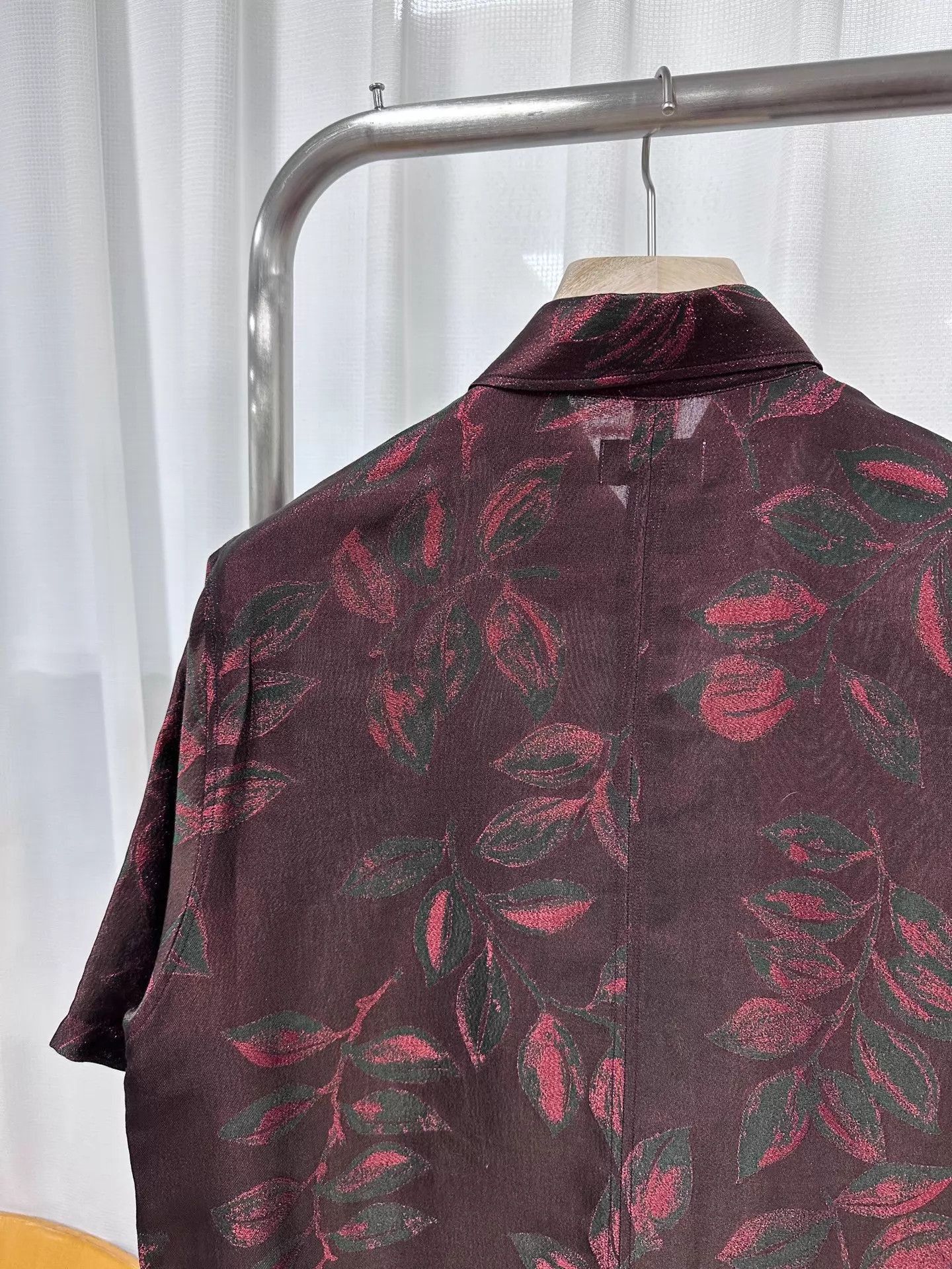 Bed j.w. Ford Red Leaf Print Short Sleeve Button-Up Shirt Size US M / EU 48-50 / 2 - 5 Thumbnail