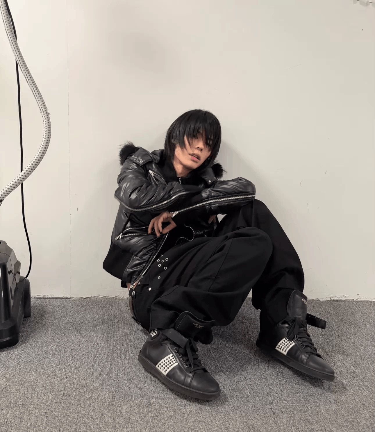Saint Laurent Paris Black High-Top Studded Sneakers Size 7 Size US 7 / EU 40 - 7 Thumbnail