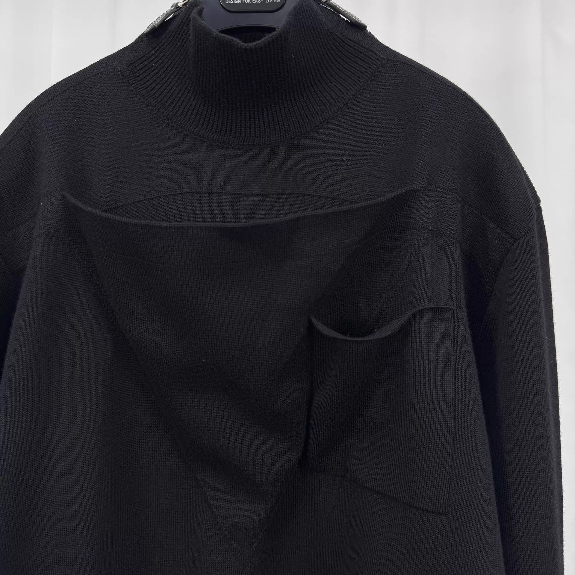 Burberry Black Turtleneck Sweater with Chest Pocket Size US L / EU 52-54 / 3 - 3 Thumbnail