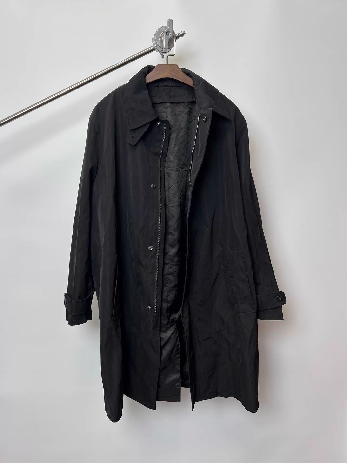 Armani Black Long Coat with Stand Collar Size L Size US L / EU 52-54 / 3 - 4 Thumbnail