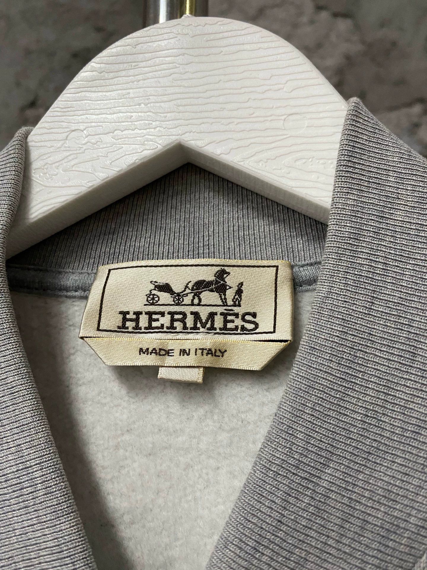 Hermes Gray Button-Front Bomber Jacket with Embroidered Logo Size US M / EU 48-50 / 2 - 6 Thumbnail