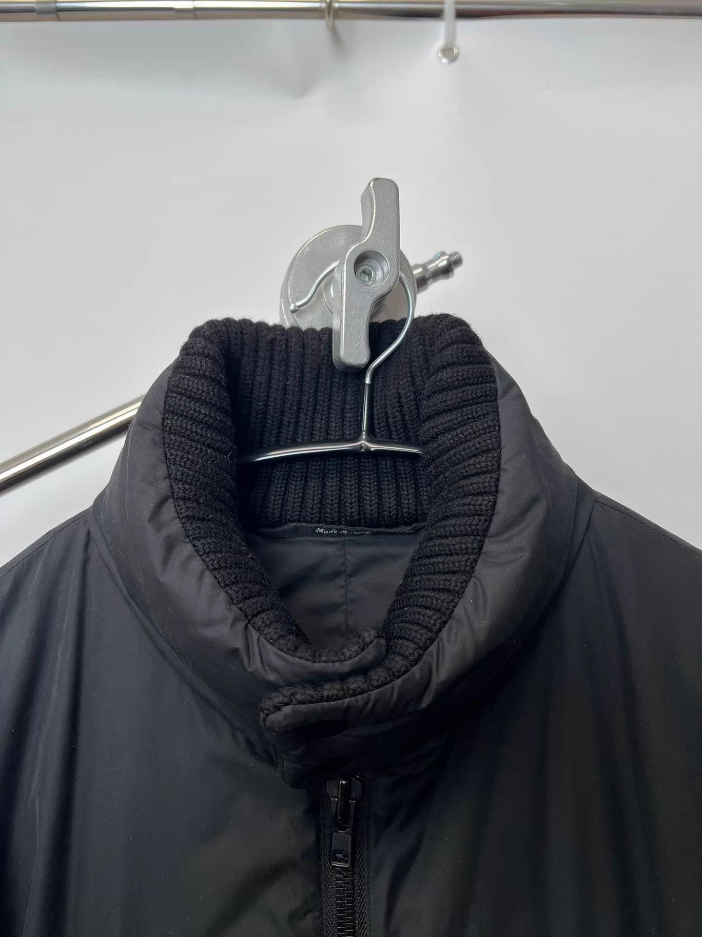 Maison Margiela Black Puffer Jacket with High Collar and Zip Pockets Size US M / EU 48-50 / 2 - 4 Thumbnail