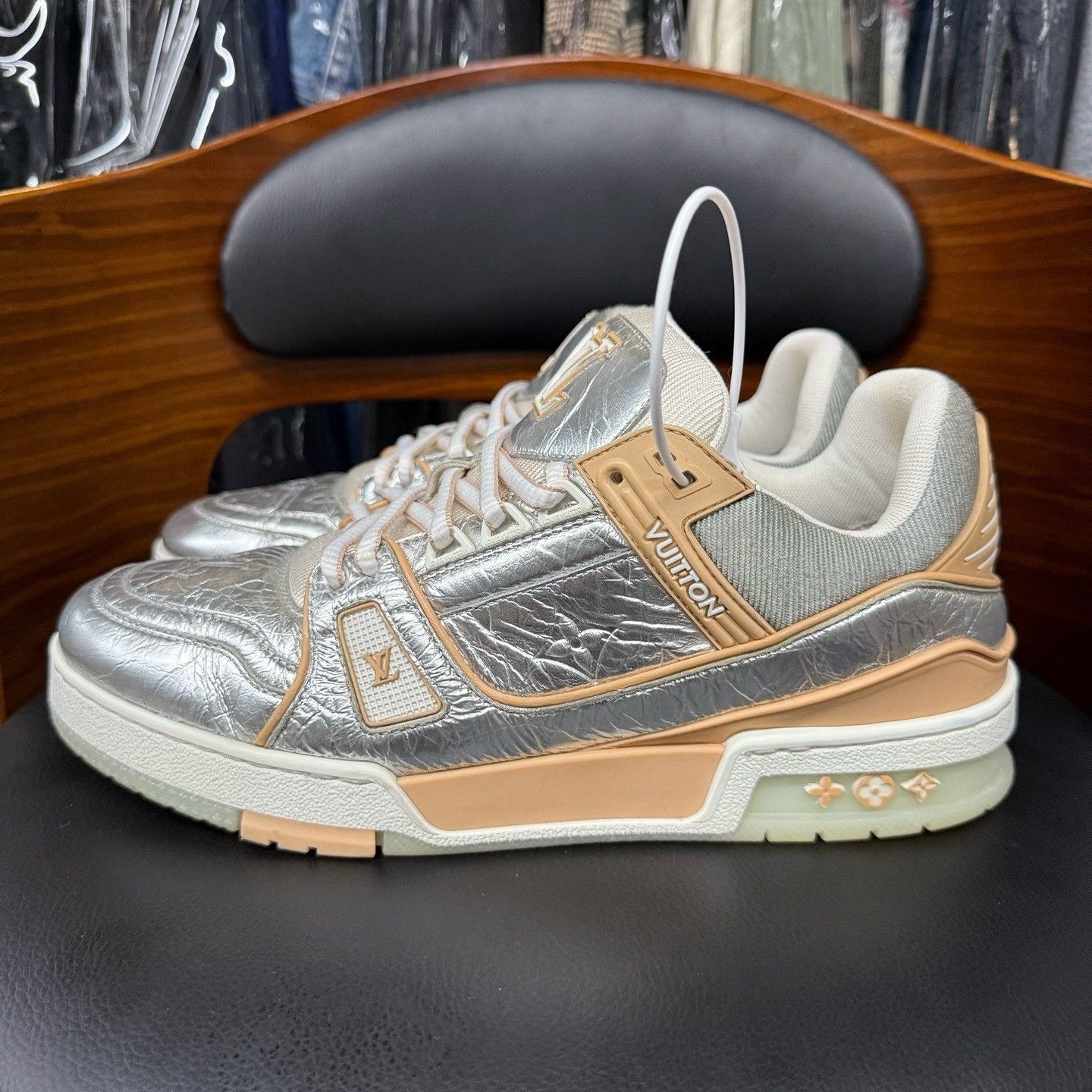 Louis Vuitton Louis Vuitton Training Graphic Silver Lowtop Sneakers 41 Men Size US 8.5 / EU 41-42 - 6 Thumbnail