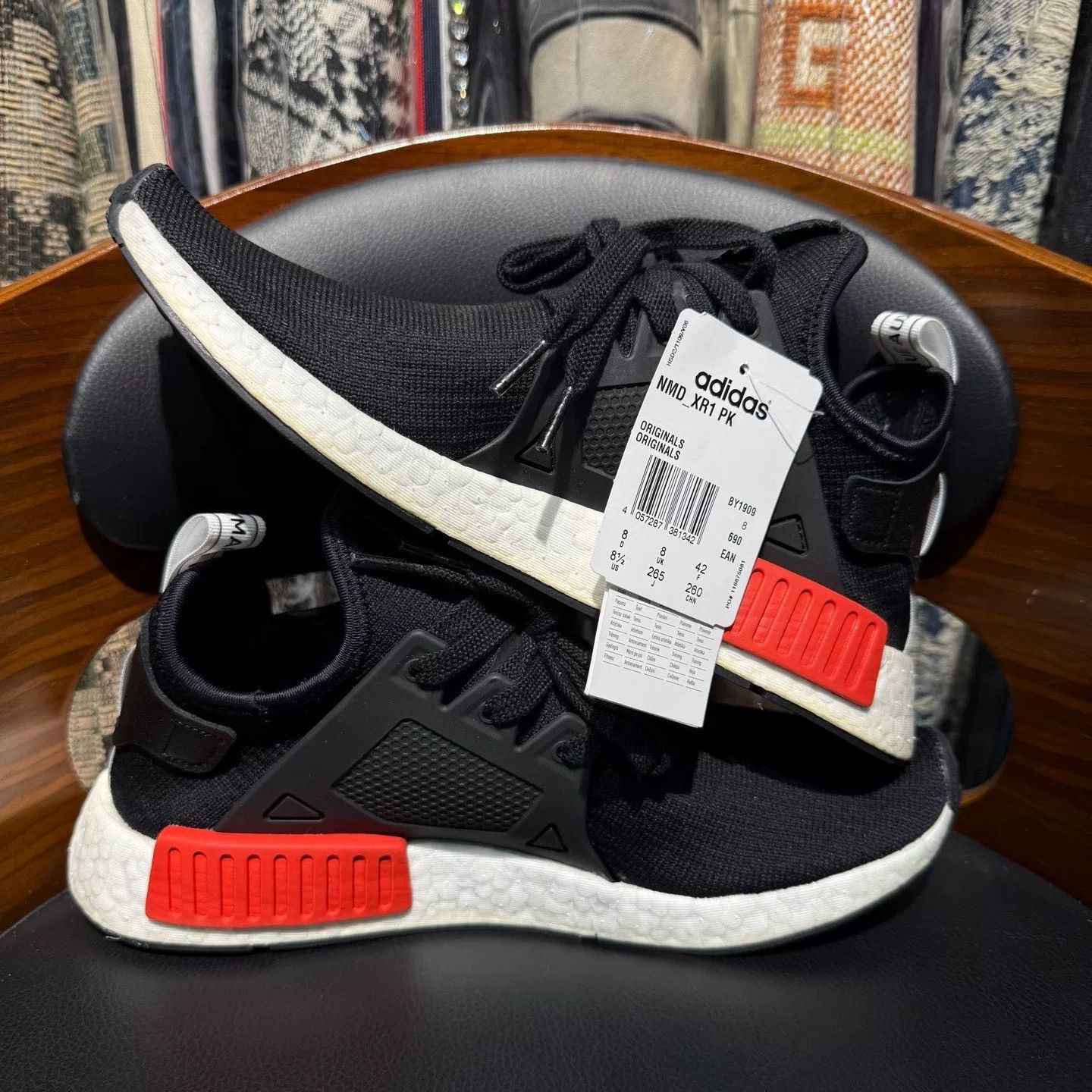 Adidas Adidas Black Lowtop Sneakers 42 Men Size US 9 / EU 42 - 7 Thumbnail