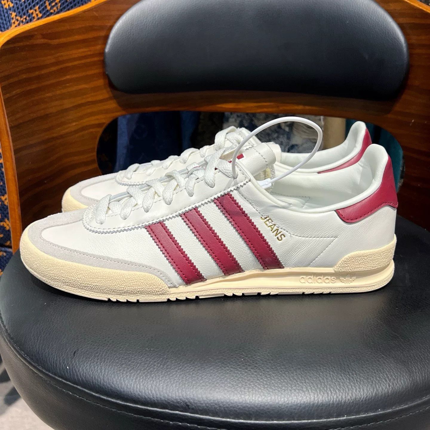 Adidas Adidas Red Lowtop Sneakers 42 Men Size US 9 / EU 42 - 4 Thumbnail