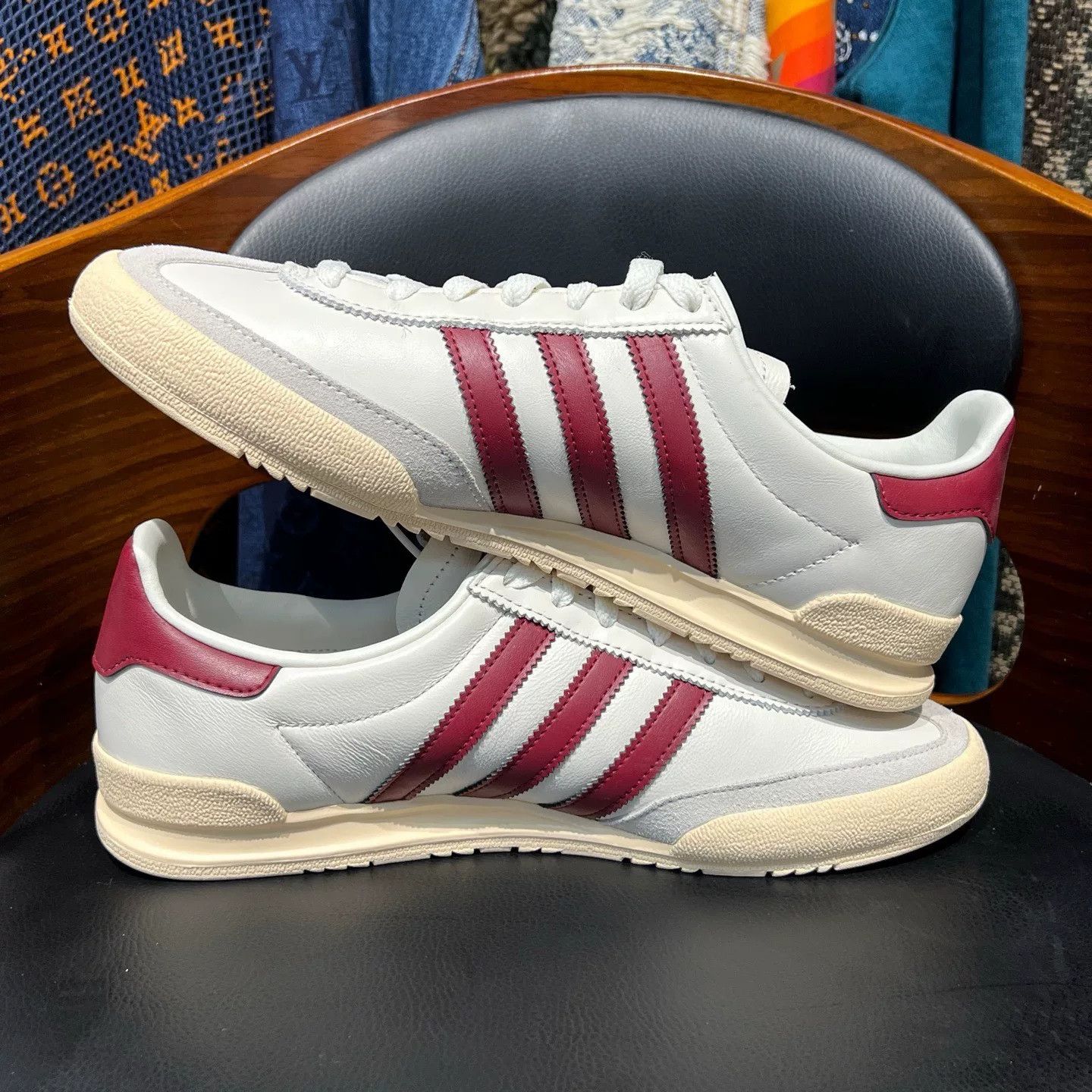 Adidas Adidas Red Lowtop Sneakers 42 Men Size US 9 / EU 42 - 7 Thumbnail