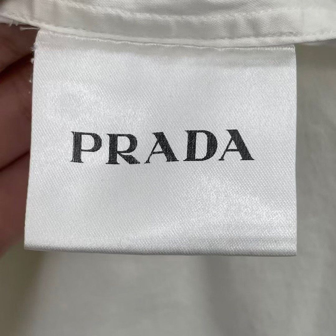 Prada Prada Item 38 Men Size US S / EU 44-46 / 1 - 4 Thumbnail