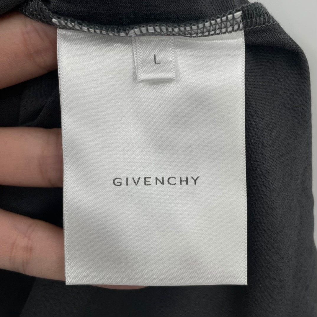 Givenchy Givenchy Gray T-Shirt L Men Size US L / EU 52-54 / 3 - 4 Thumbnail
