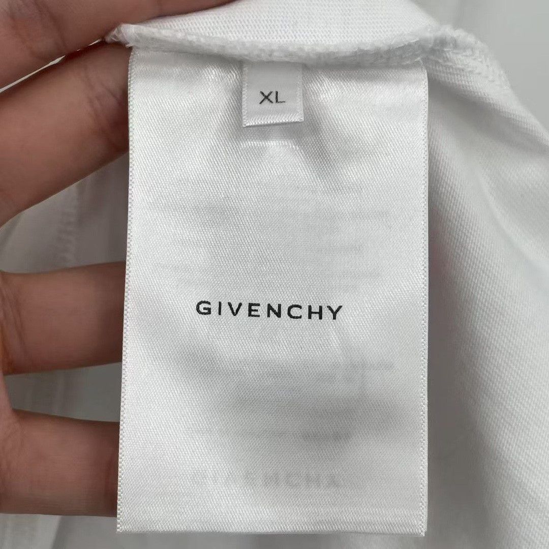 Givenchy Givenchy T-Shirt XL Men Size US XL / EU 56 / 4 - 4 Thumbnail
