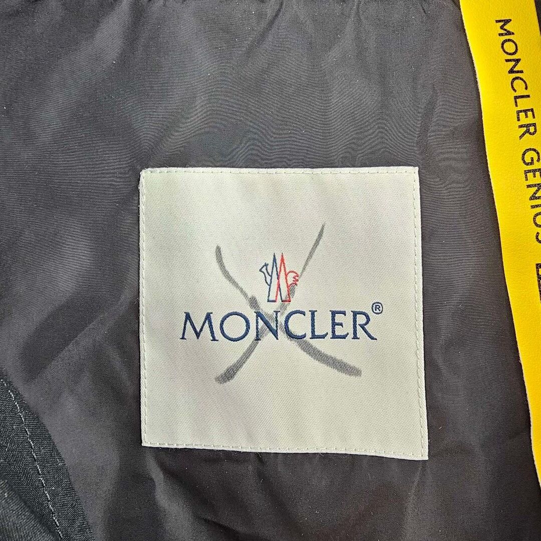 Moncler Moncler Light Jacket L Men Size US L / EU 52-54 / 3 - 4 Thumbnail