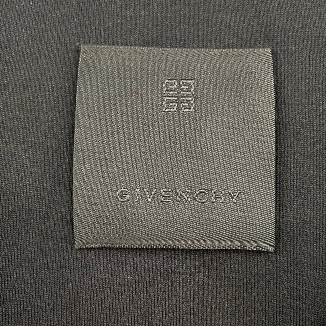 Givenchy Givenchy T-Shirt L Men Size US L / EU 52-54 / 3 - 3 Thumbnail