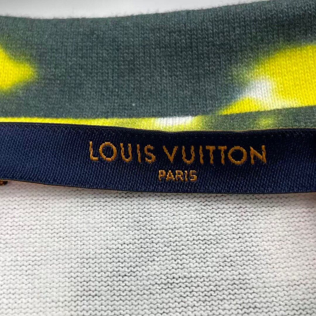 Louis Vuitton Louis Vuitton Multi T-Shirt XXS Men Size US XXS / EU 40 - 3 Thumbnail