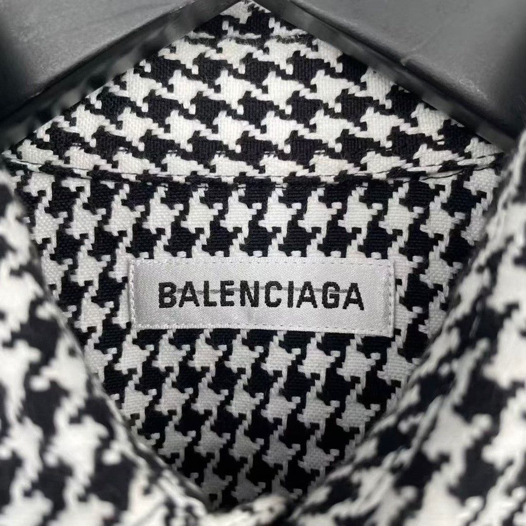 Balenciaga Balenciaga Item 36 Men Size US S / EU 44-46 / 1 - 3 Thumbnail