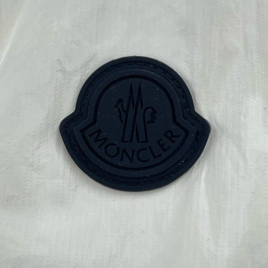 Moncler Moncler Light Jacket S Men Size US S / EU 44-46 / 1 - 4 Thumbnail
