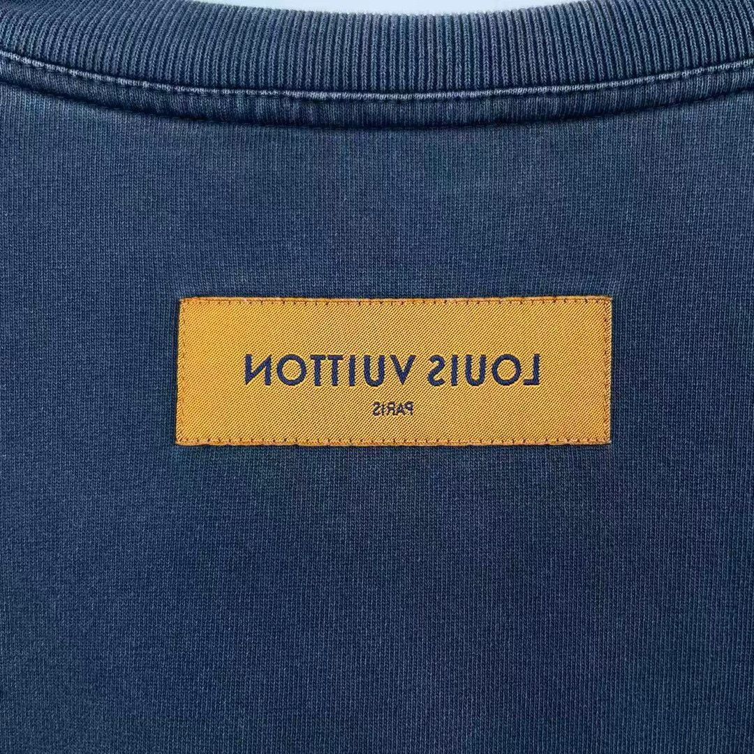 Louis Vuitton Louis Vuitton Gold Long Sleeve Shirt XL Men Size US XL / EU 56 / 4 - 5 Thumbnail