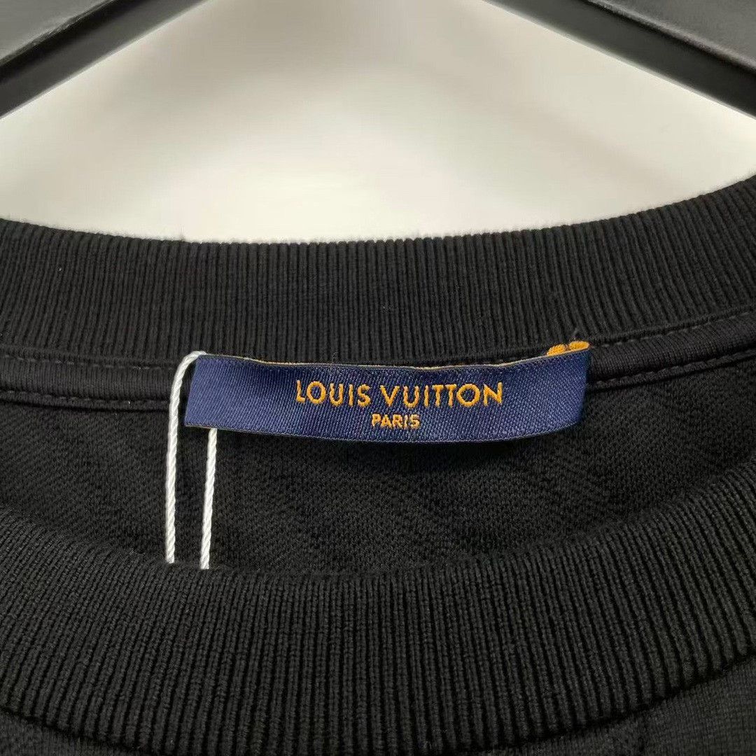 Louis Vuitton Louis Vuitton Hoodie S Men Size US S / EU 44-46 / 1 - 3 Thumbnail