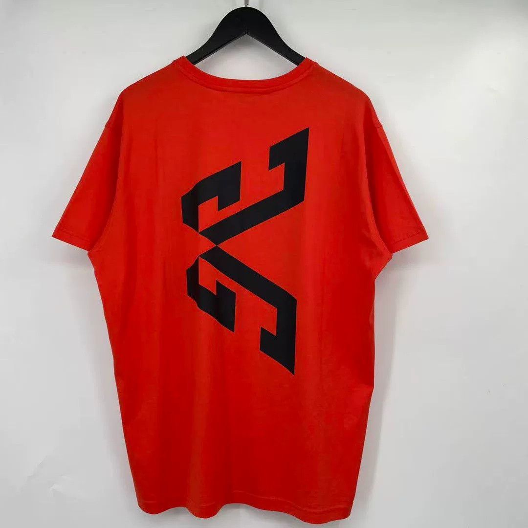 Givenchy Givenchy Red T-Shirt L Men Size US L / EU 52-54 / 3 - 2 Thumbnail