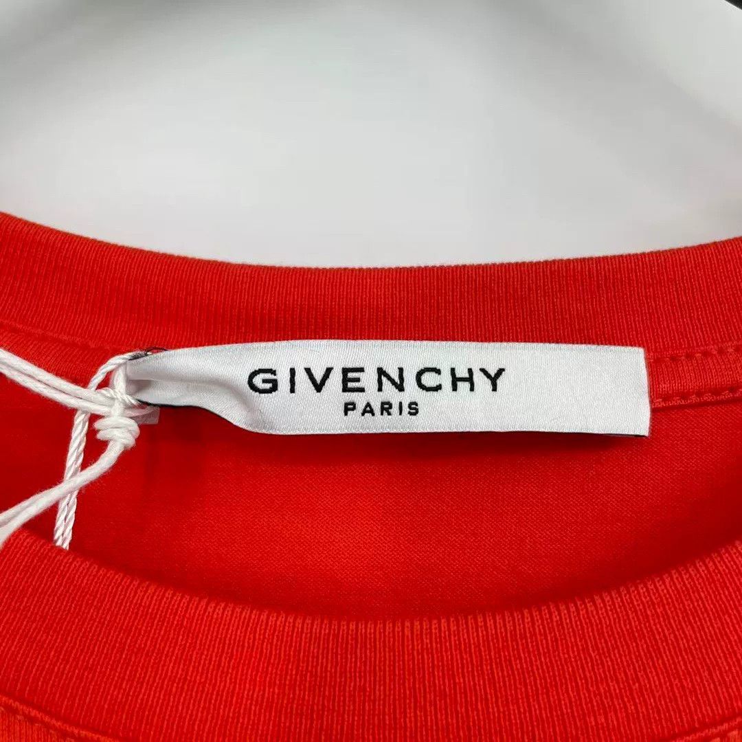 Givenchy Givenchy Red T-Shirt L Men Size US L / EU 52-54 / 3 - 3 Thumbnail