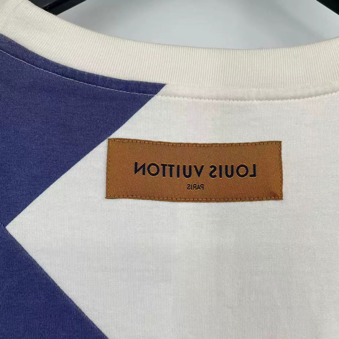Louis Vuitton Louis Vuitton T-Shirt M Men Size US M / EU 48-50 / 2 - 5 Thumbnail
