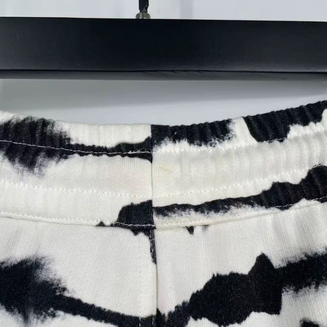 Burberry Burberry Shorts XS Men Size US 28 / EU 44 - 7 Thumbnail
