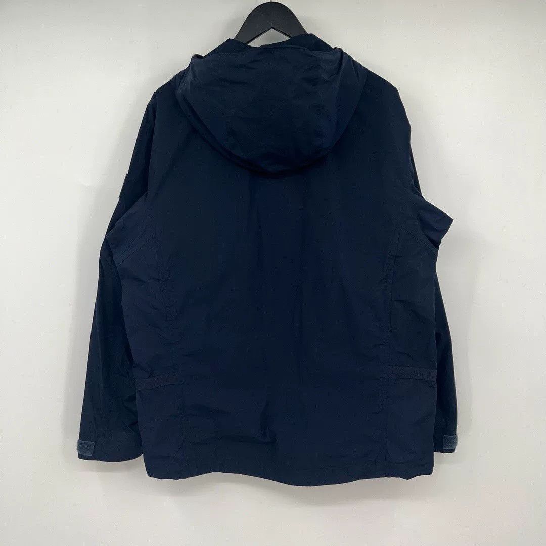 Burberry Burberry Light Jacket S Men Size US S / EU 44-46 / 1 - 2 Thumbnail