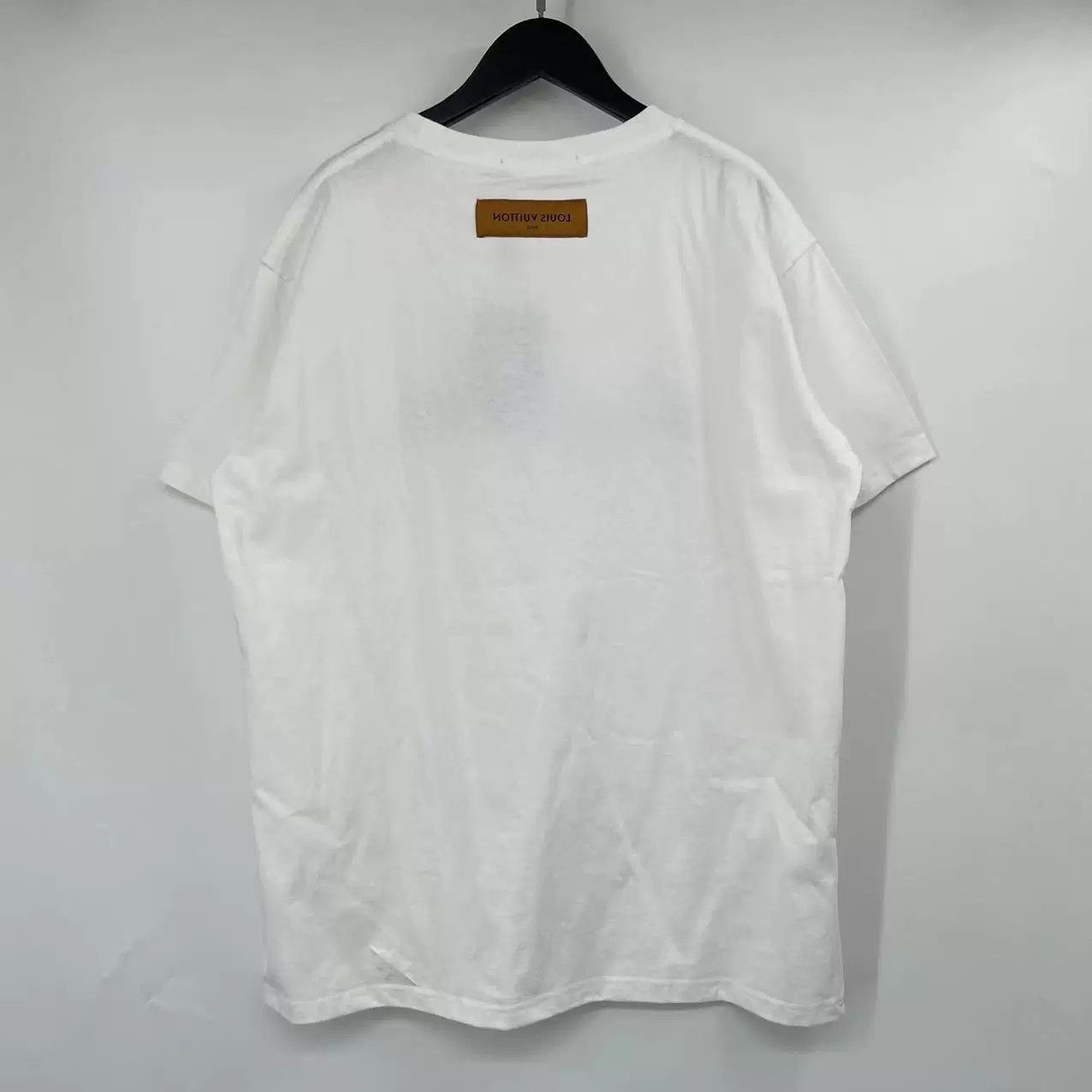 Louis Vuitton Louis Vuitton T-Shirt L Men Size US L / EU 52-54 / 3 - 2 Thumbnail