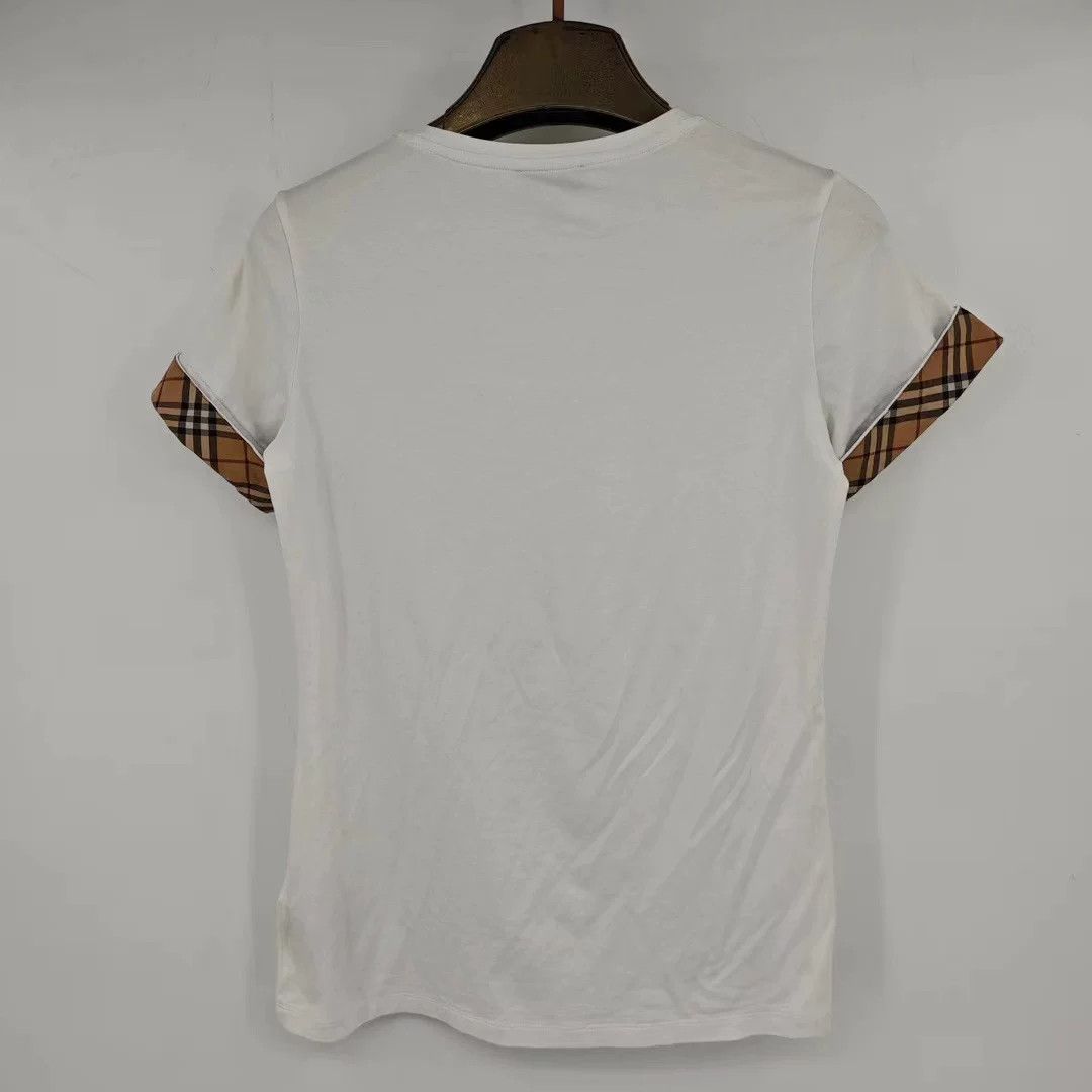 Burberry Burberry T-Shirt M Women Size M / US 6-8 / IT 42-44 - 2 Thumbnail