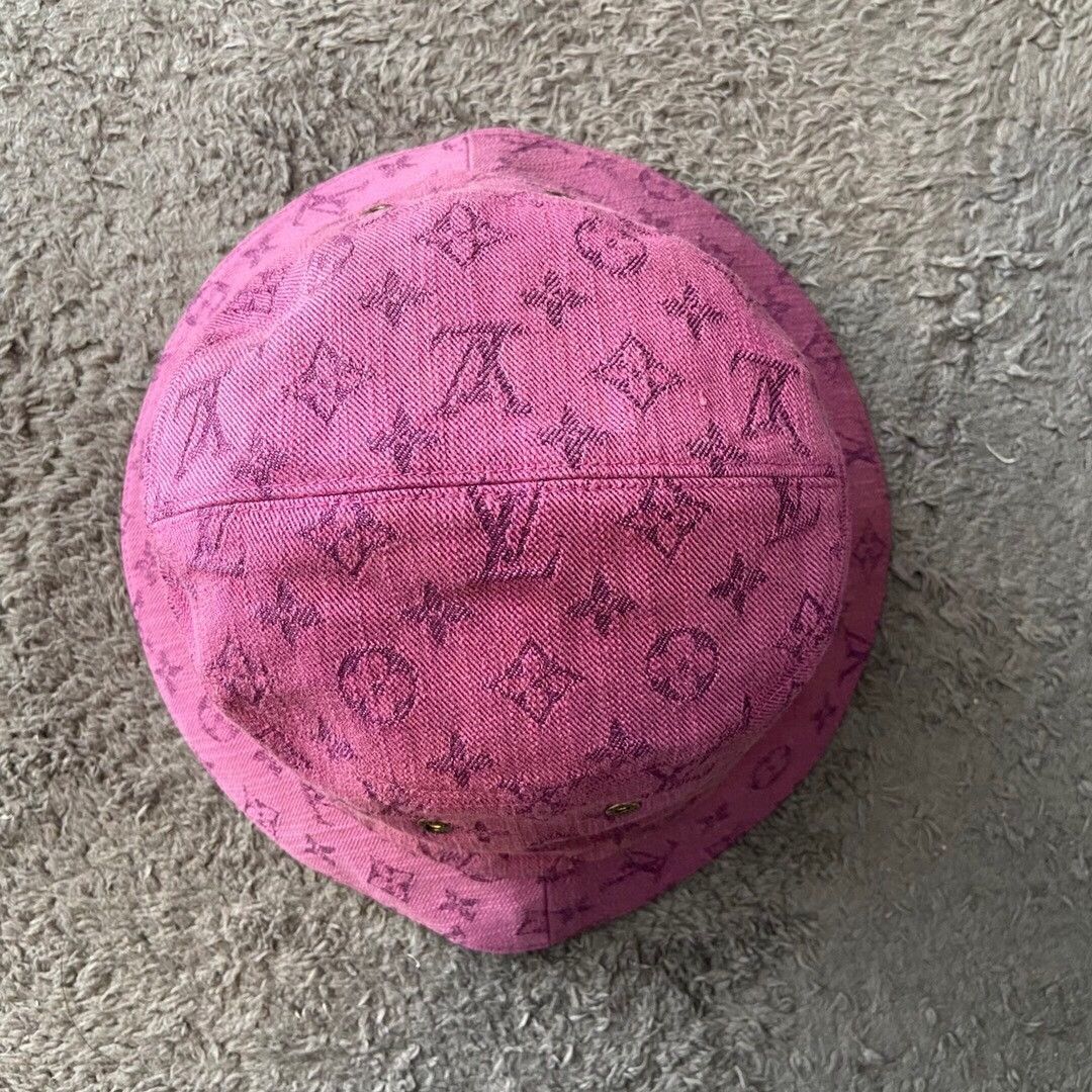 Louis Vuitton Louis Vuitton Purple Hat 36 Men Size ONE SIZE - 3 Thumbnail