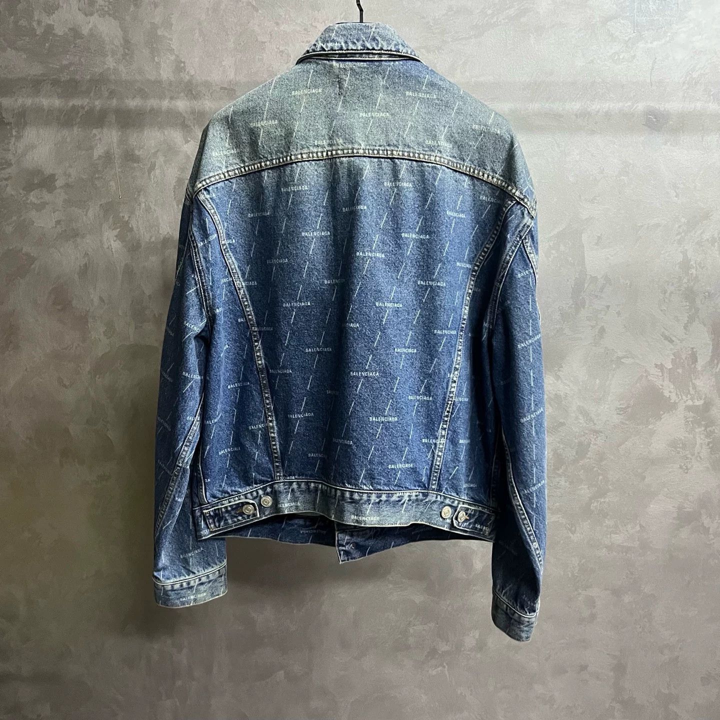 Balenciaga Balenciaga Retro Denim Blue Hoodie 48 Men Size US XL / EU 56 / 4 - 5 Thumbnail