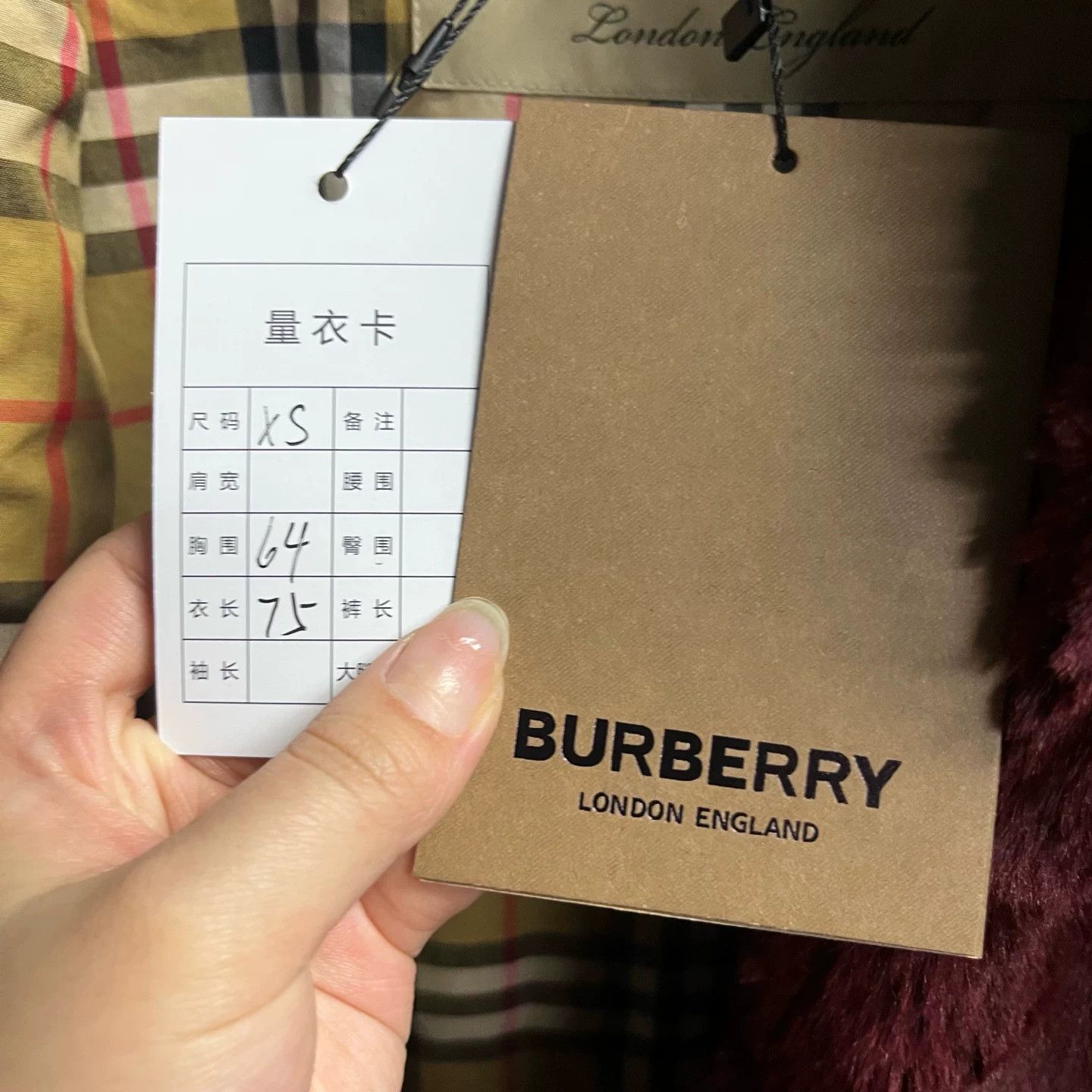 Burberry Burberry Fur Plaid Red T-Shirt XS Women Size XS / US 0-2 / IT 36-38 - 4 Thumbnail