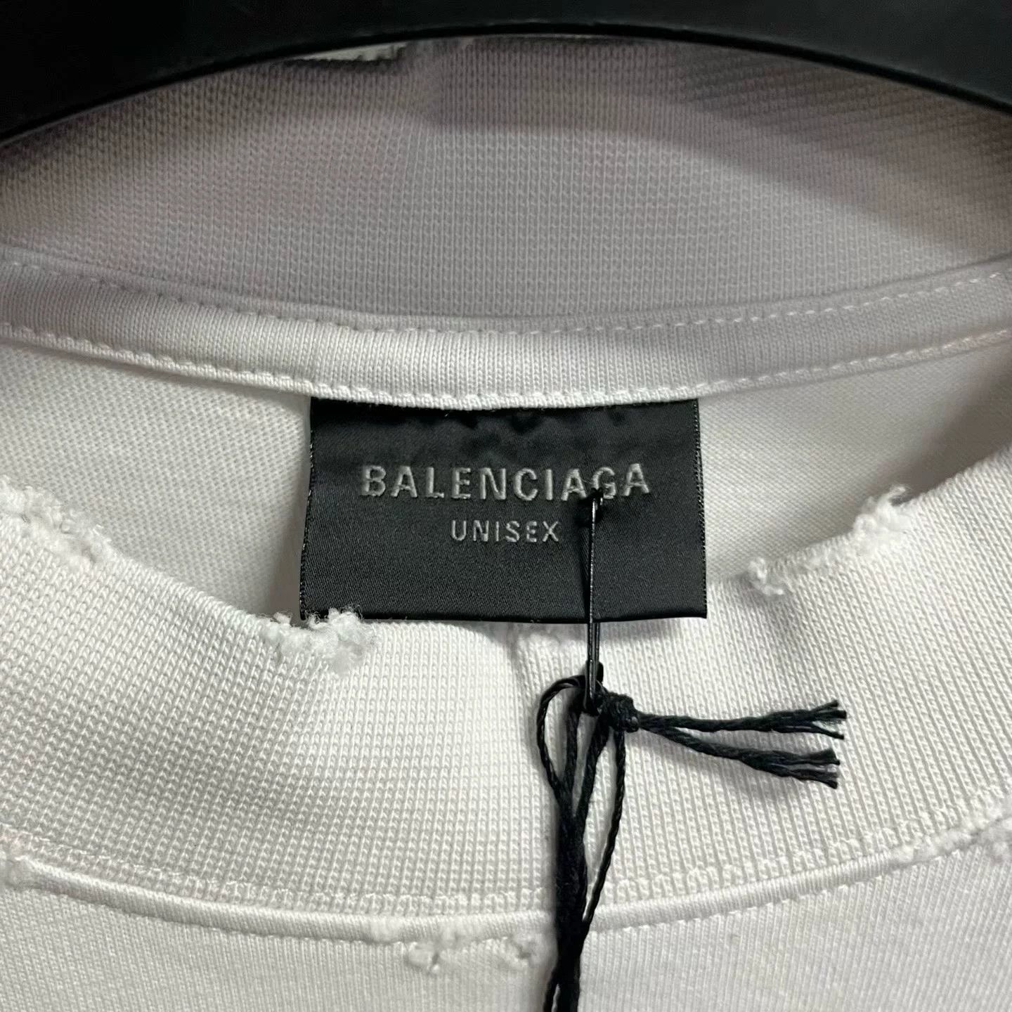Balenciaga Balenciaga Printed Graphic White T-Shirt XS Women Size XS / US 0-2 / IT 36-38 - 2 Thumbnail