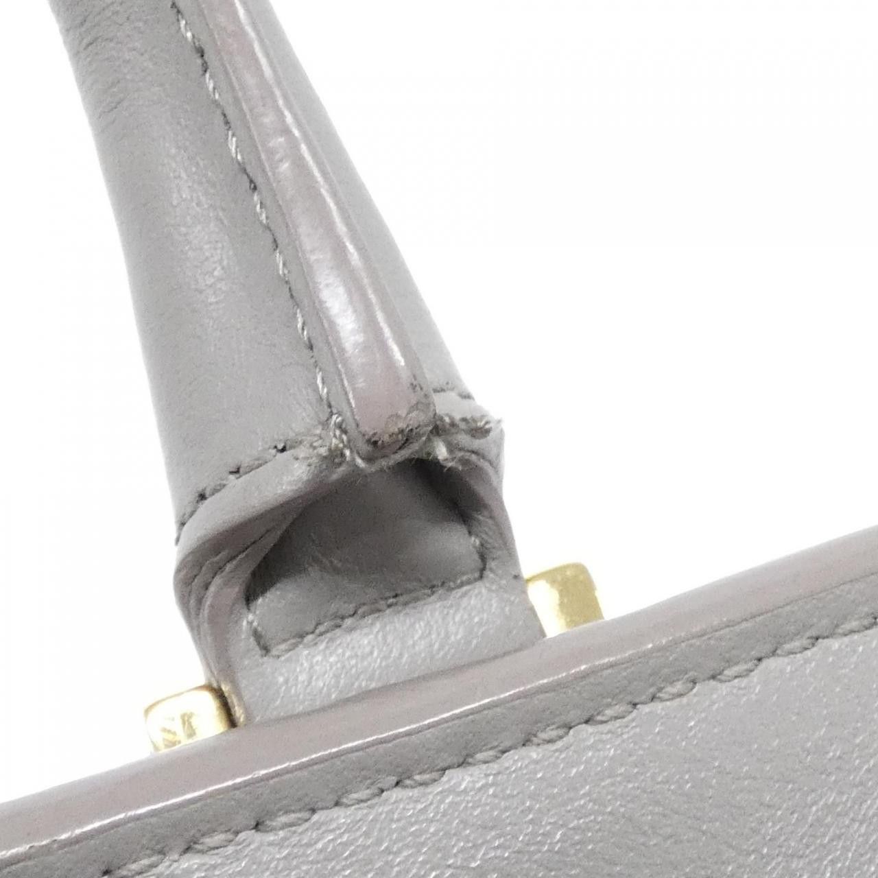 Yves Saint Laurent Yves Saint Laurent Saint Laurent Leather Handbag Leather Crossbody Bag 472466 DV70O DUTY FREE for USA Size ONE SIZE - 6 Thumbnail