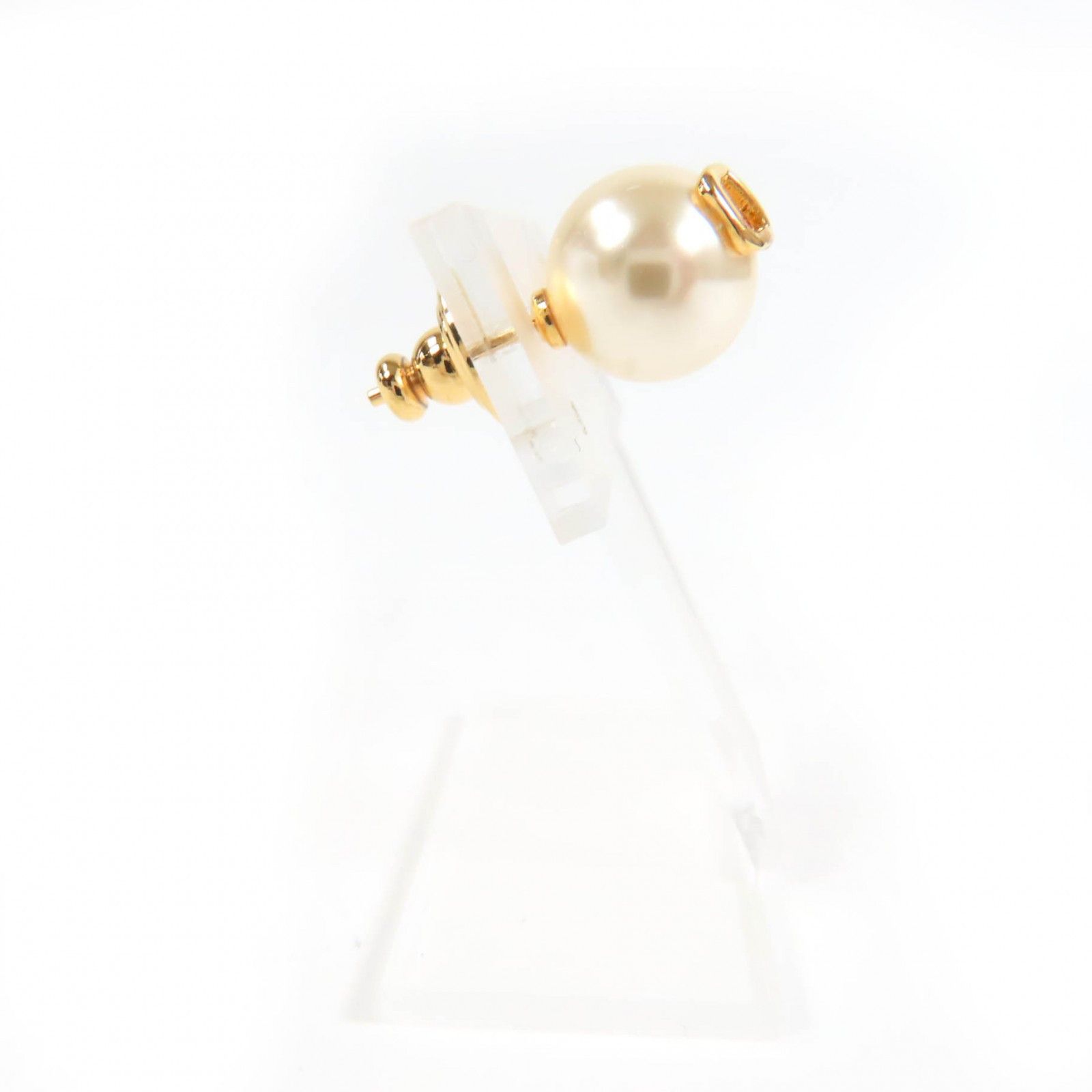 Valentino Valentino Valentino Garavani Pierce V Logo Pearl Earrings Metal Earrings DUTY FREE for USA Size ONE SIZE - 5 Thumbnail