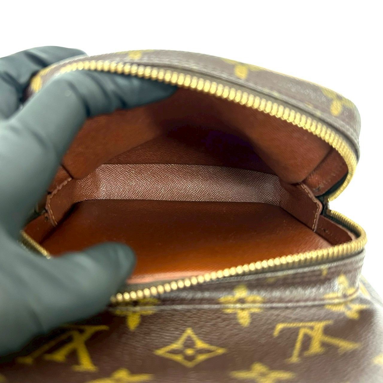 Louis Vuitton Louis Vuitton Louis Vuitton Monogram Shoulder Bag Textile Shoulder Bag DUTY FREE for USA Size ONE SIZE - 11 Thumbnail