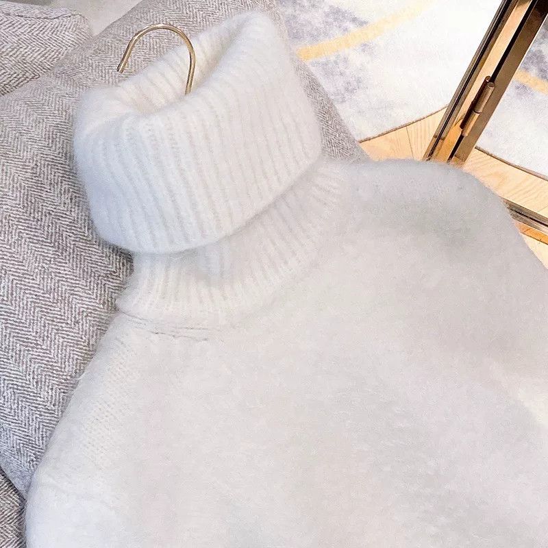 Saint Laurent Paris Saint Laurent Fuzzy White Turtleneck Size S / US 4 / IT 40 - 5 Thumbnail