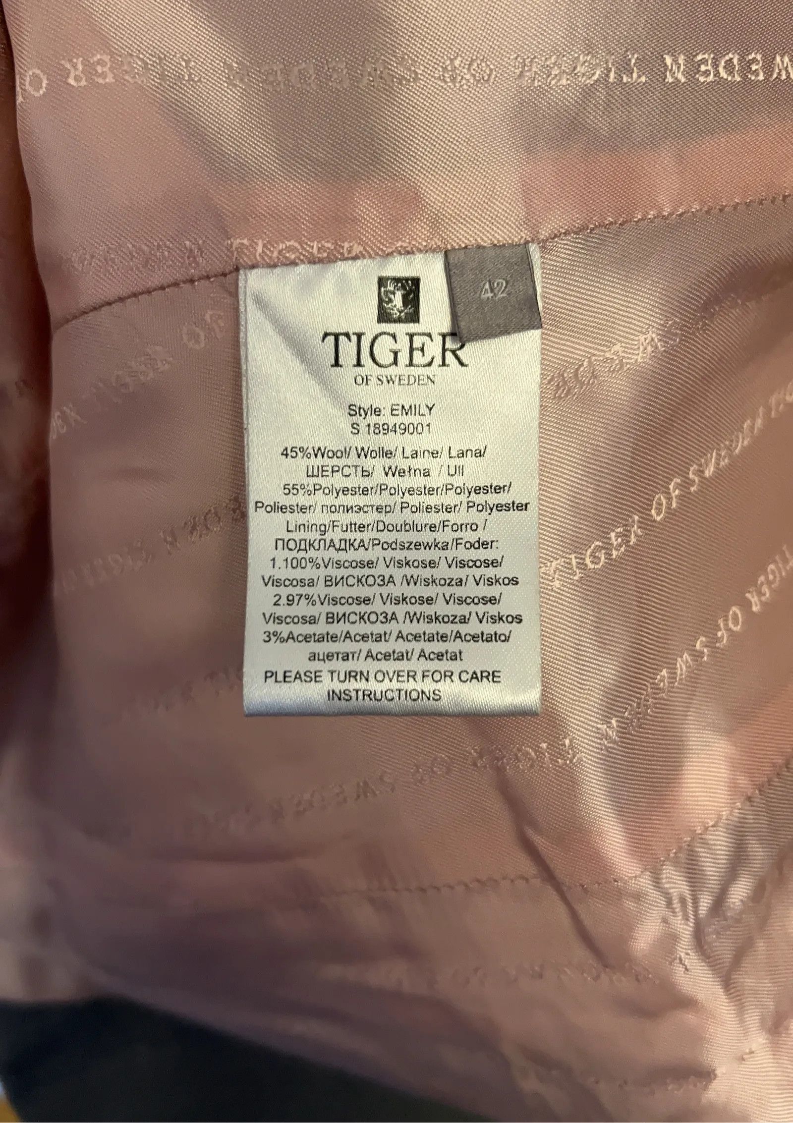 Tiger of Sweden Tiger of Sweden Emily Blazer Size M / US 6-8 / IT 42-44 - 3 Thumbnail
