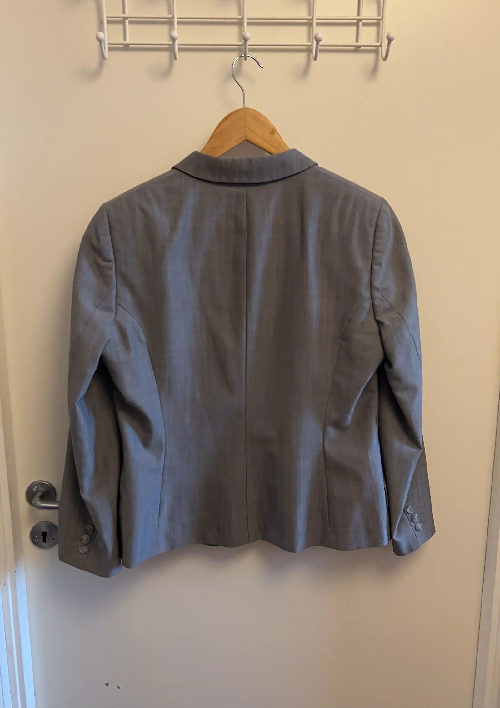 Tiger of Sweden Tiger of Sweden Emily Blazer Size M / US 6-8 / IT 42-44 - 4 Thumbnail