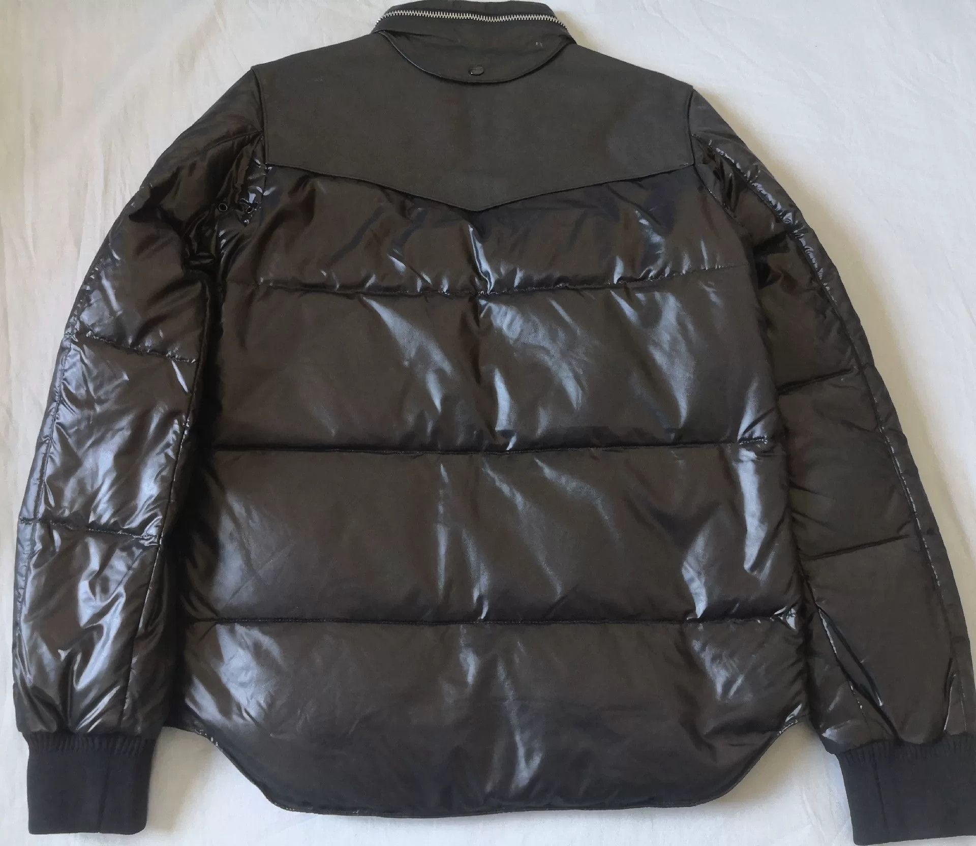 Saint Laurent Paris Saint Laurent Black Shiny Puffer Jacket Size US S / EU 44-46 / 1 - 6 Thumbnail