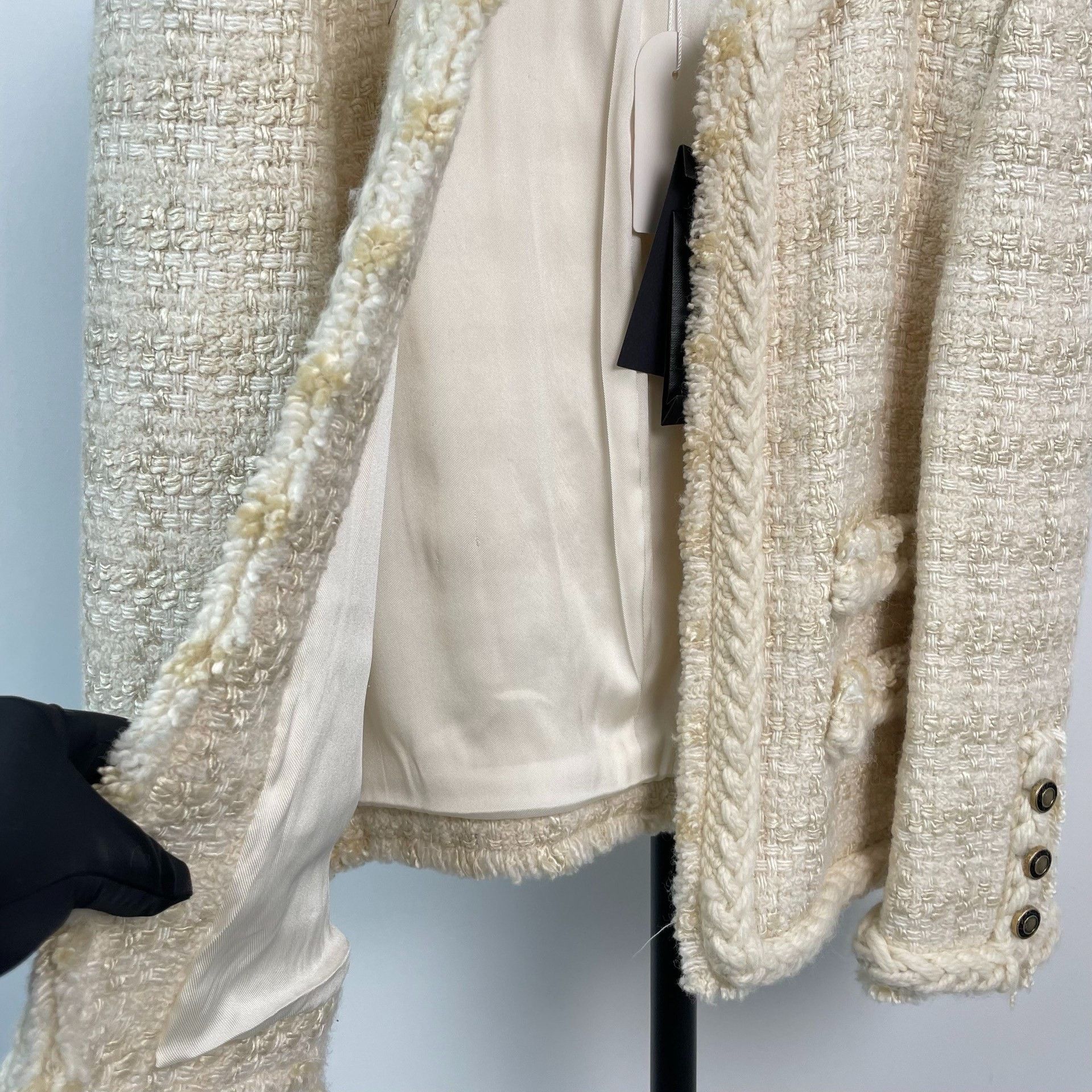 Saint Laurent Paris Saint Laurent Beige Tweed Jacket Size XXL / US 16-18 / IT 52-54 - 3 Thumbnail