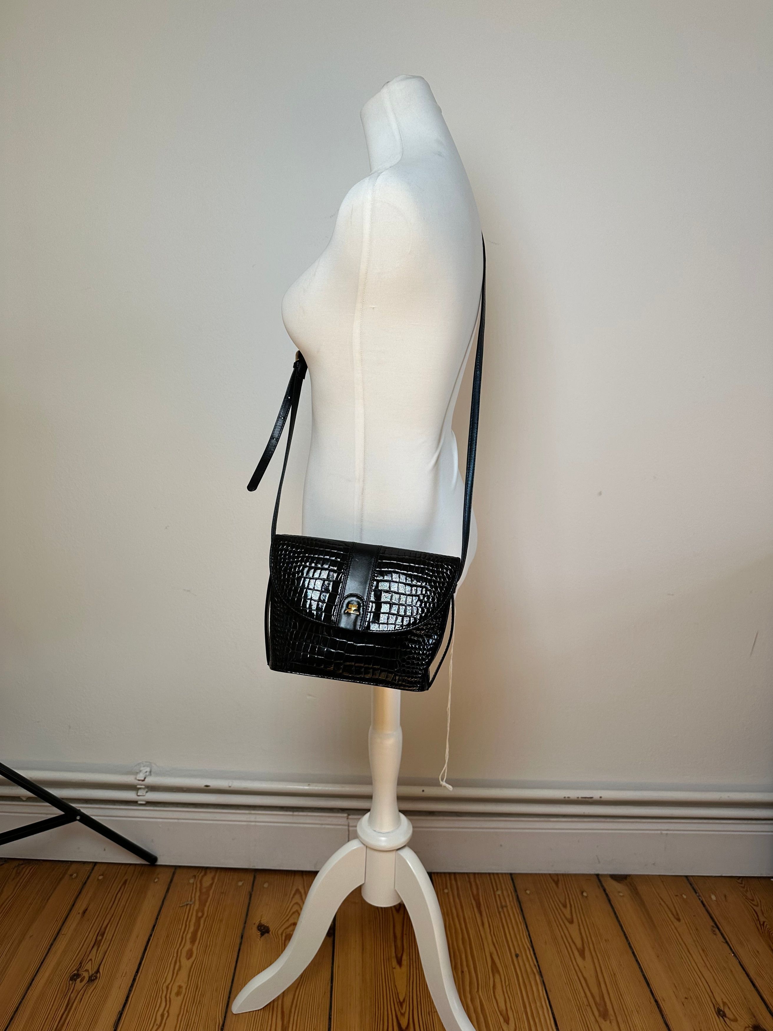 Courreges Vintage Crocodile Emblossed Leather Bag Black Size ONE SIZE - 4 Thumbnail